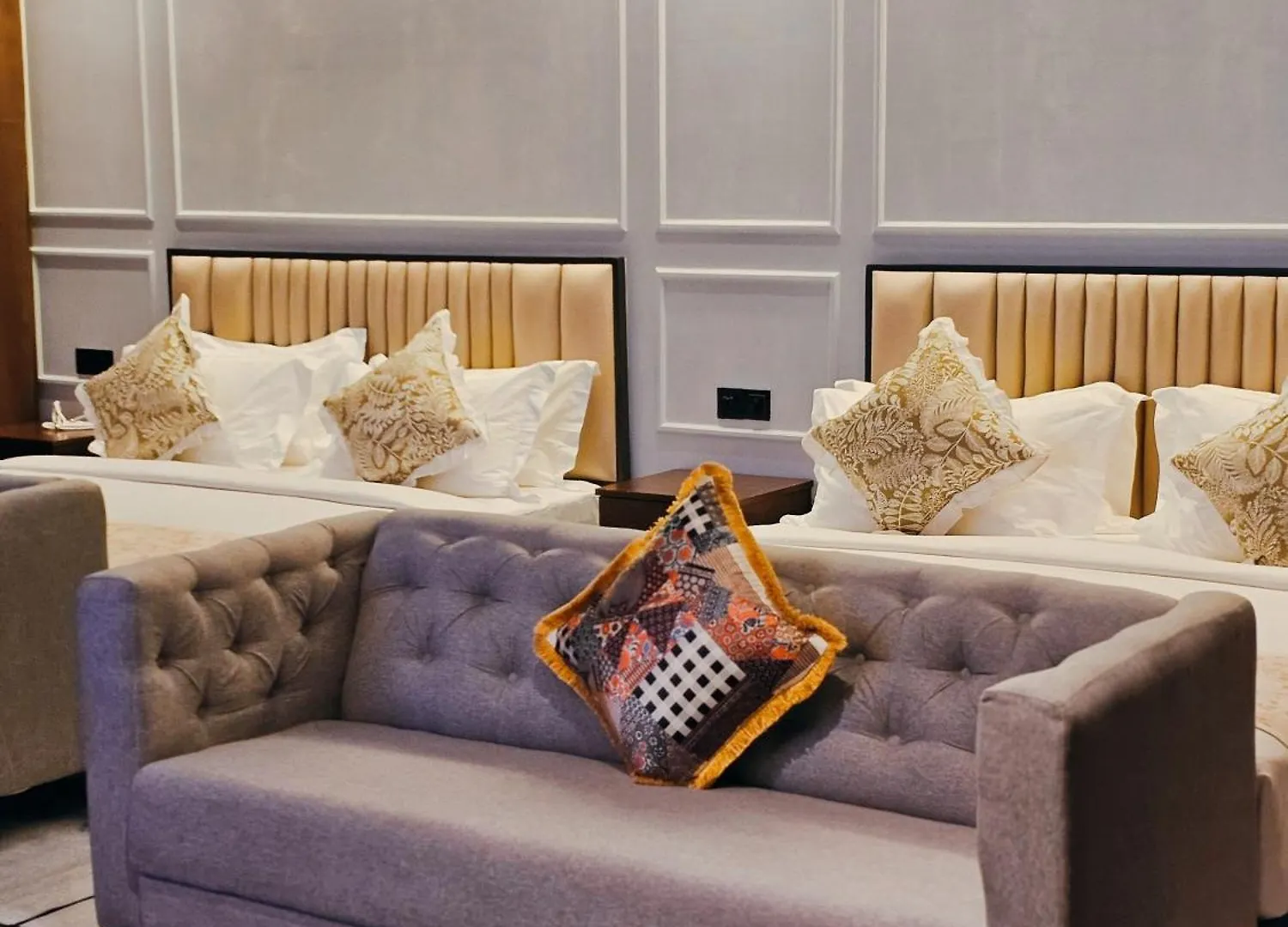 The Palm Suite At Lava Mansion George Town Hotel