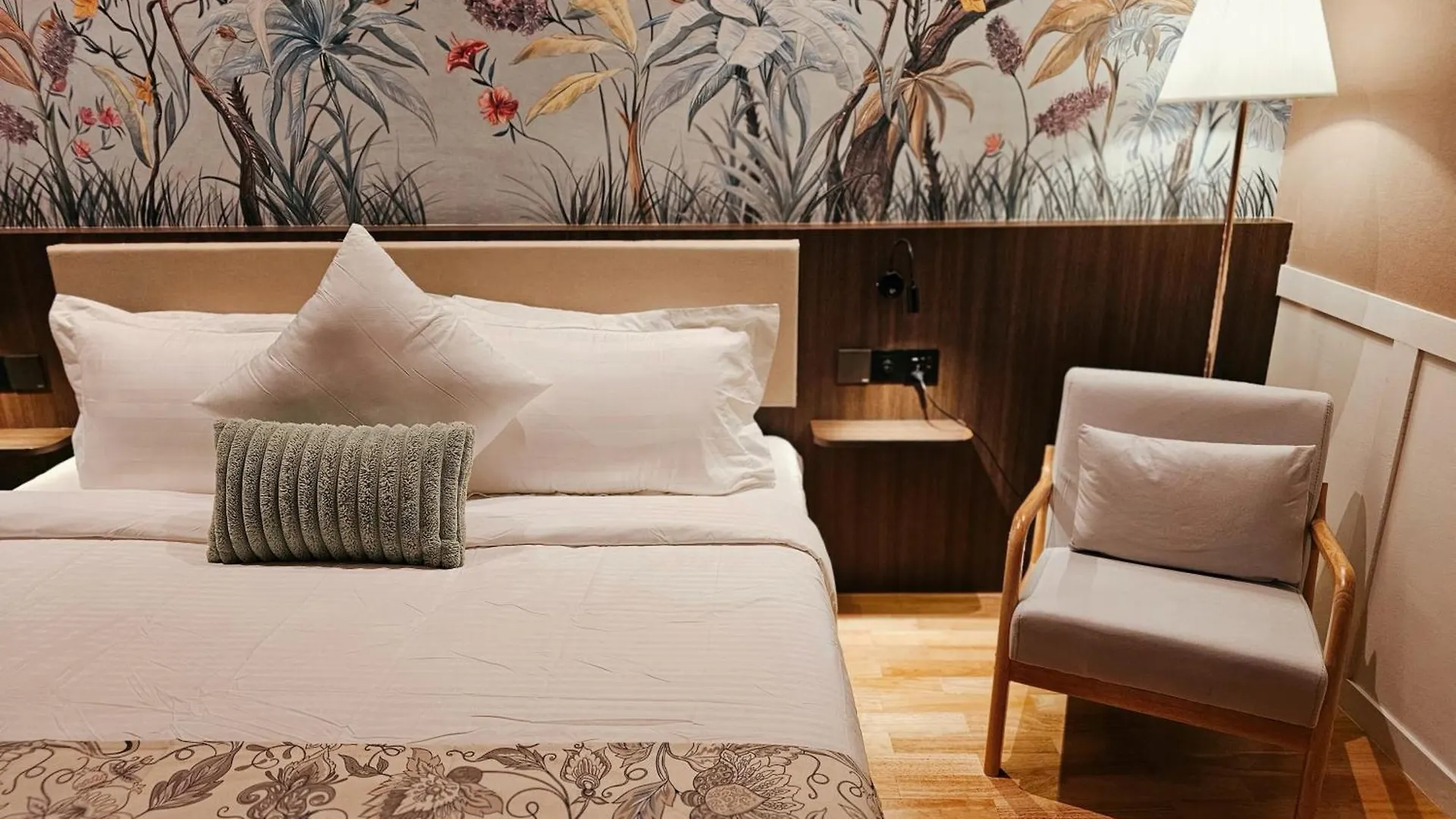 The Palm Suite At Lava Mansion George Town